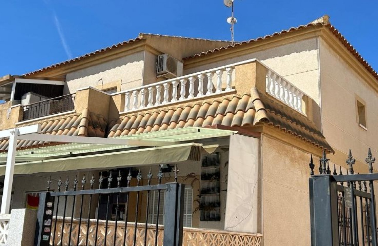 Resale - Bungalow - Orihuela Costa