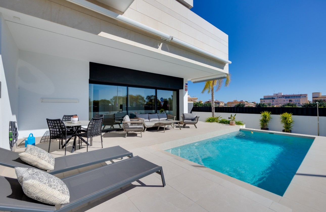 Resale - Bungalow - Pilar de la Horadada - Costa Blanca Sur