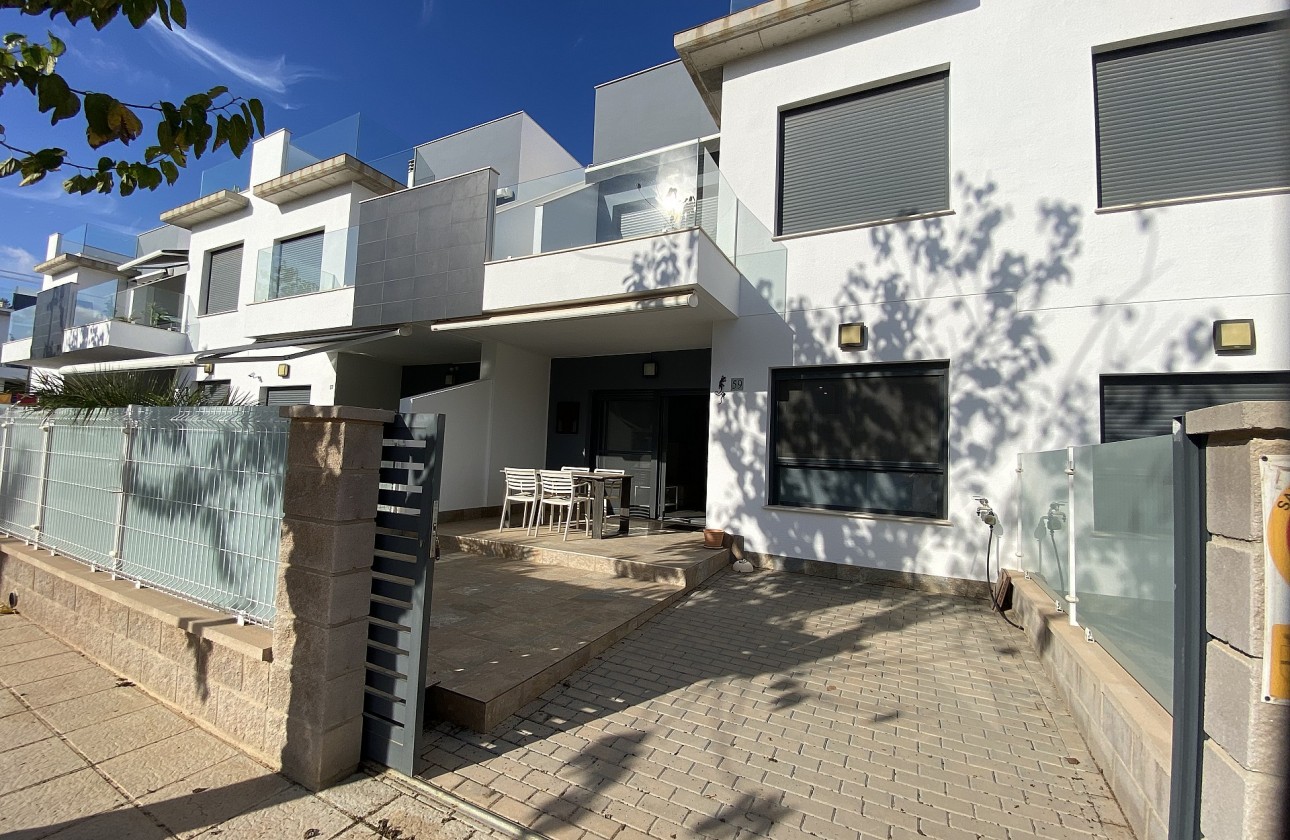 Resale - Bungalow - Pilar de la Horadada - Costa Blanca