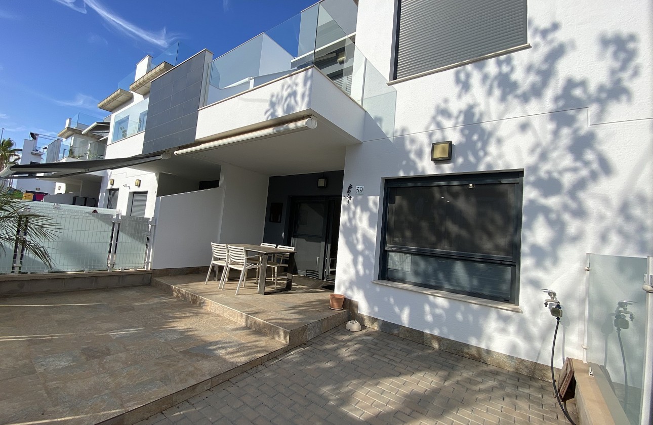 Resale - Bungalow - Pilar de la Horadada - Costa Blanca