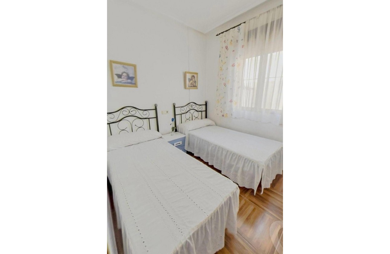 Resale - Bungalow - Torrevieja - Aguas nuevas 1