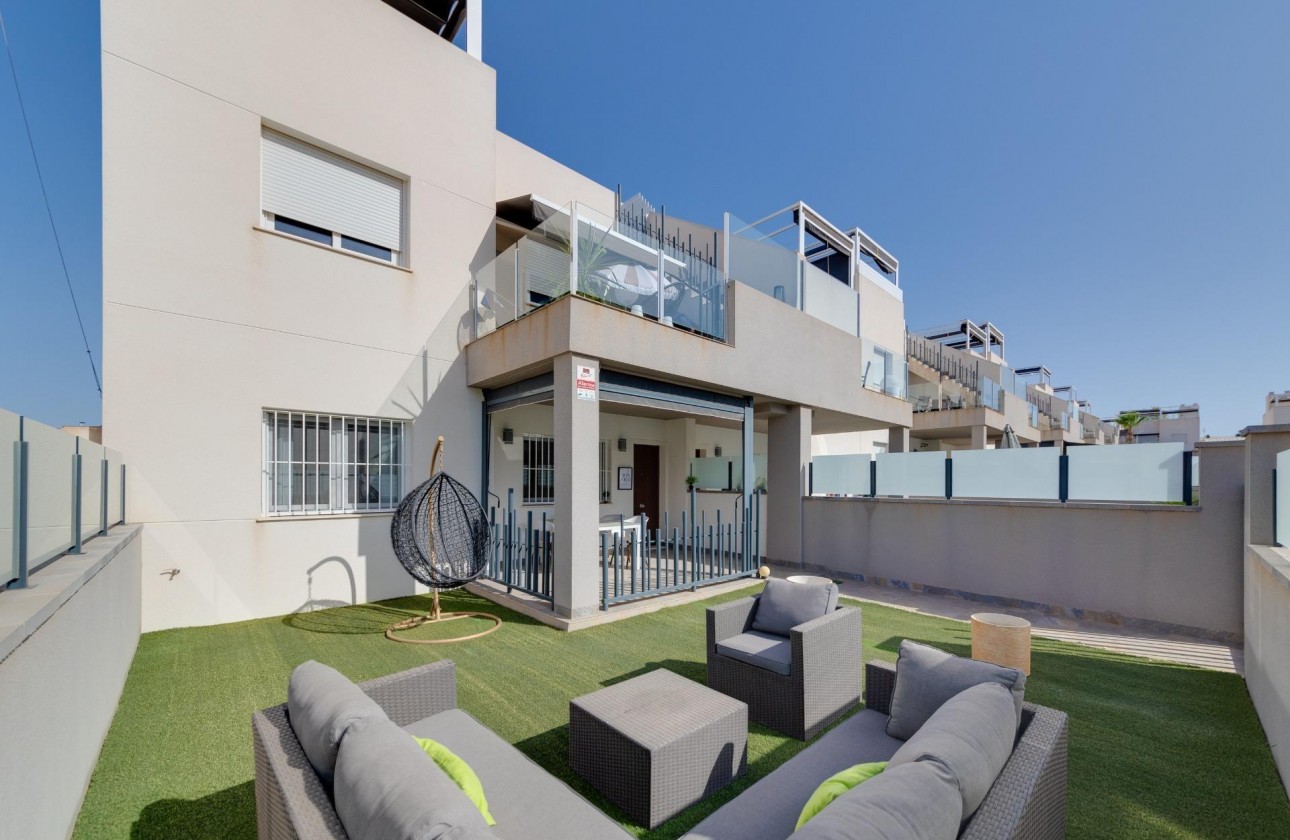 Resale - Bungalow - Torrevieja - Aguas Nuevas