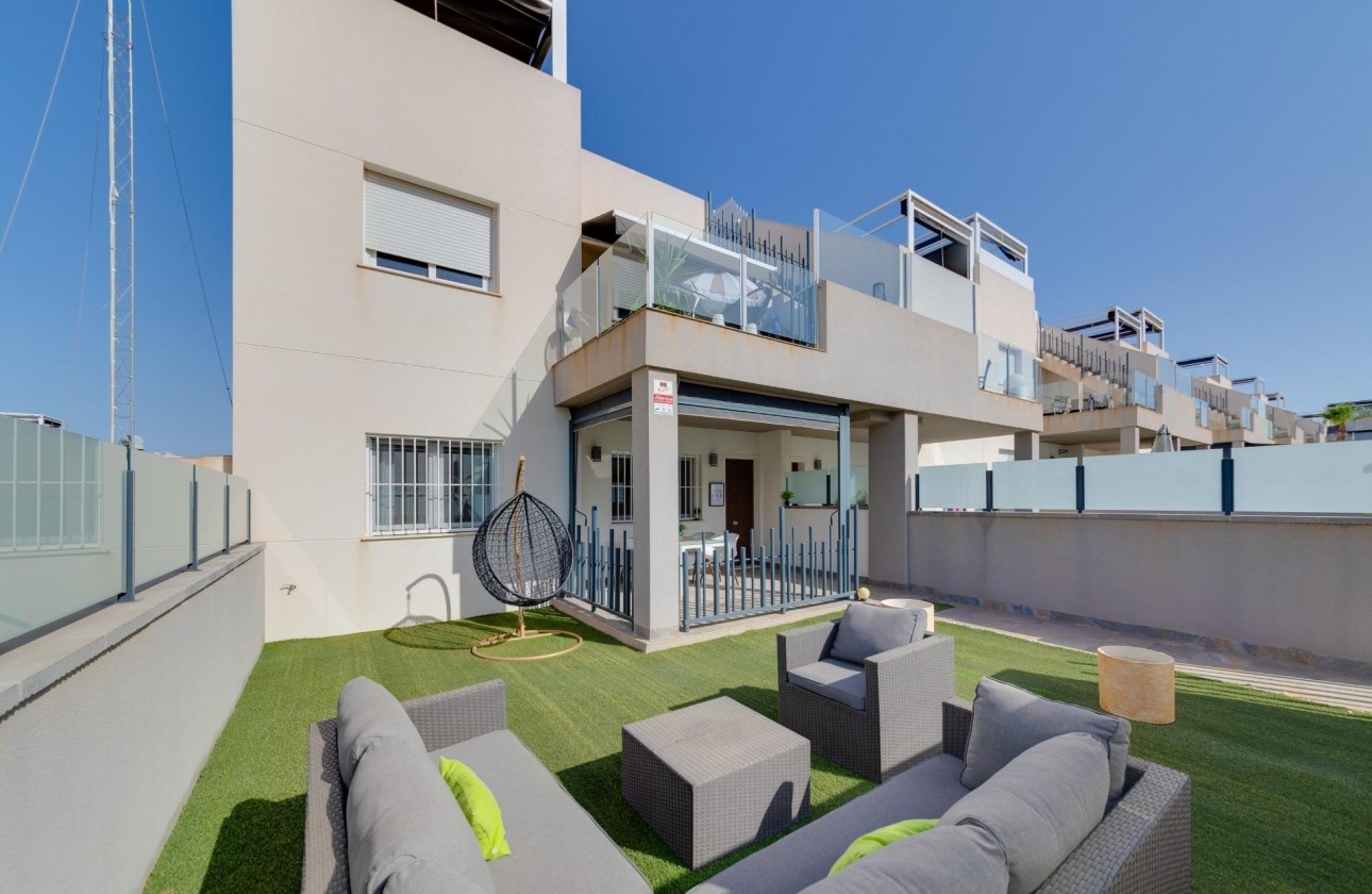 Resale - Bungalow - Torrevieja - Aguas Nuevas