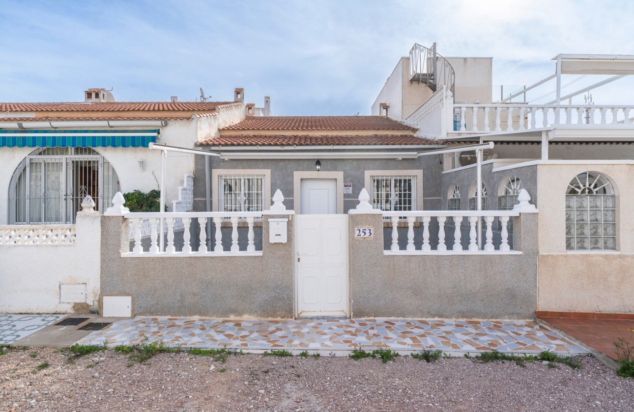 Resale - Bungalow - Torrevieja - El chaparral
