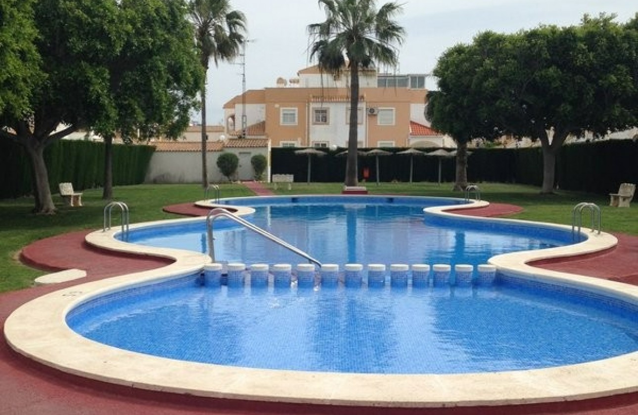 Resale - Bungalow - Torrevieja - El Limonar