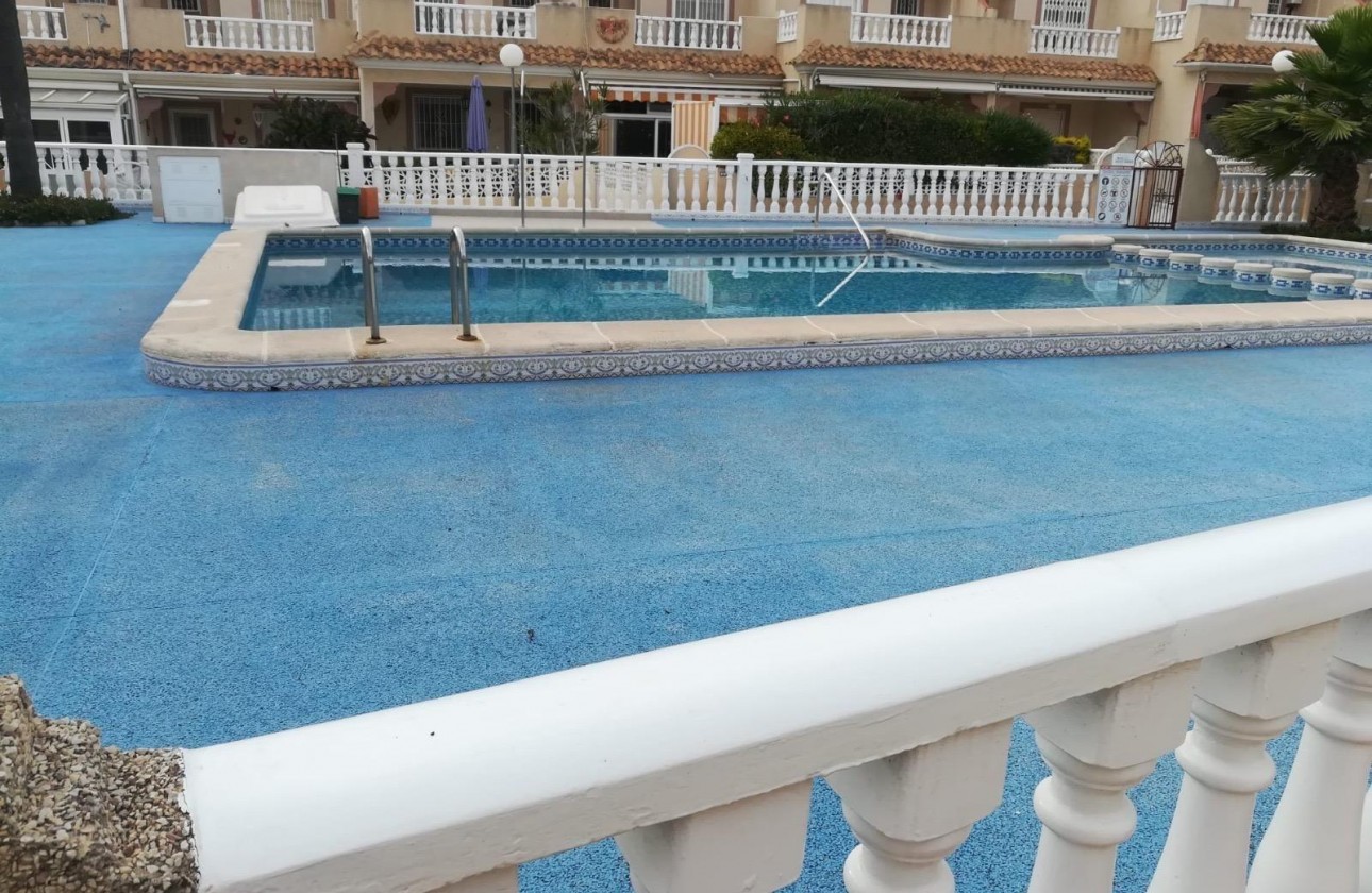 Resale - Bungalow - Torrevieja - La Siesta - El Salado - Torreta