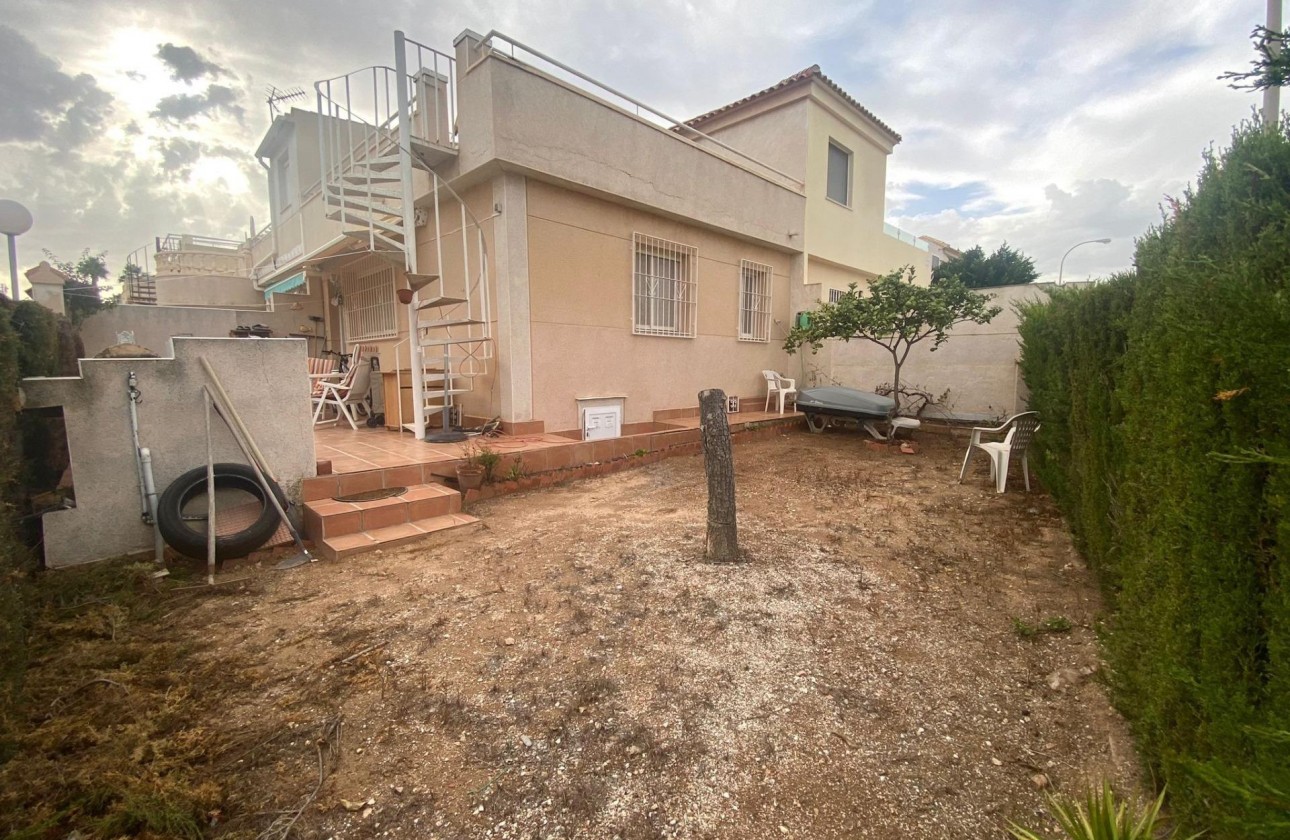 Resale - Bungalow - Torrevieja - Los altos