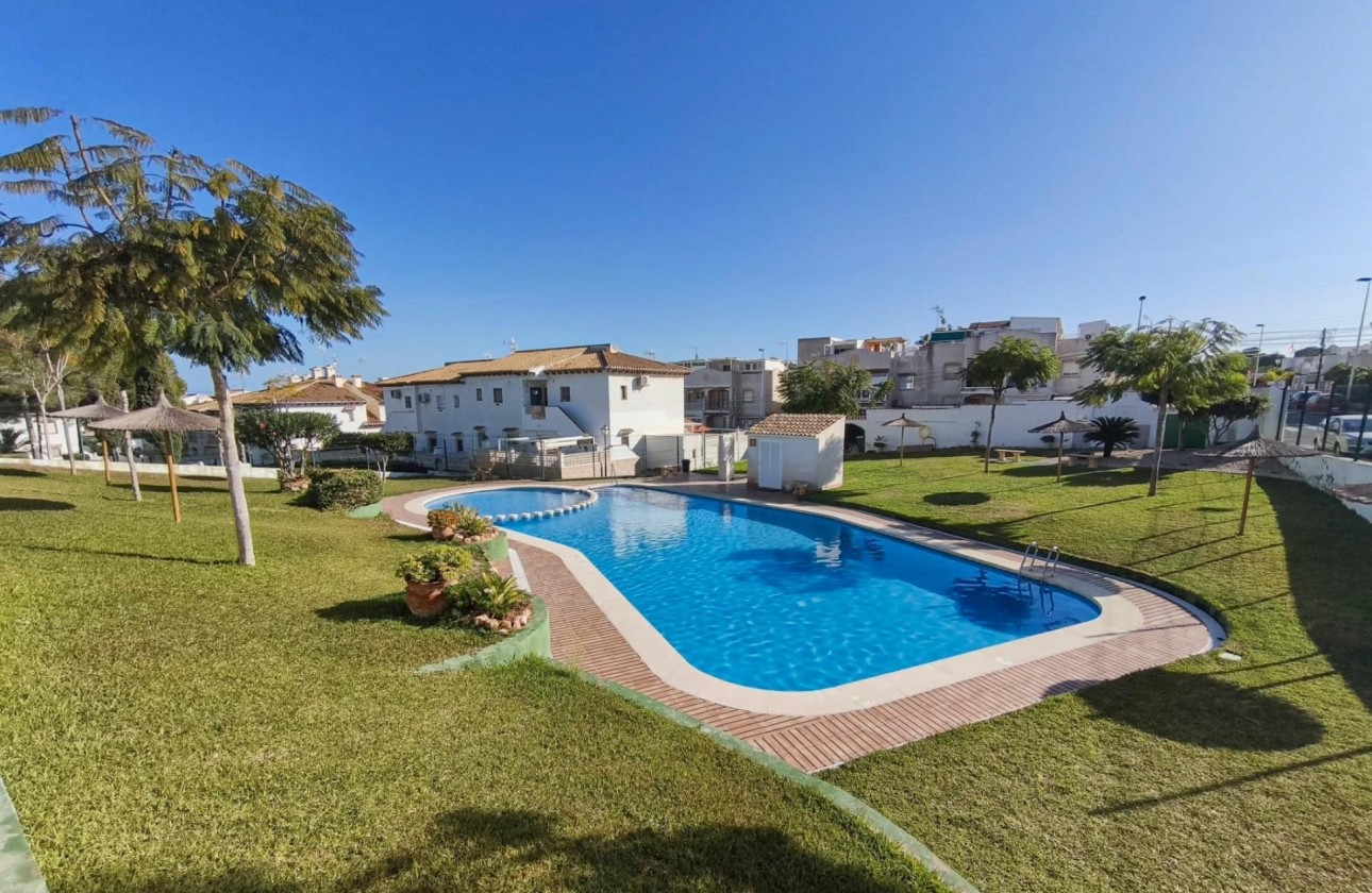 Resale - Bungalow - Torrevieja - Los balcones