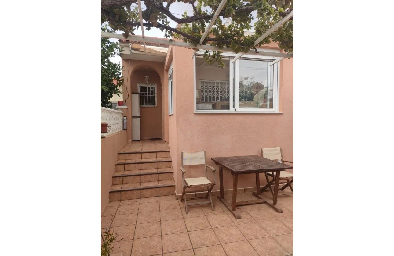 Resale - Bungalow - Torrevieja - Nueva Torrevieja