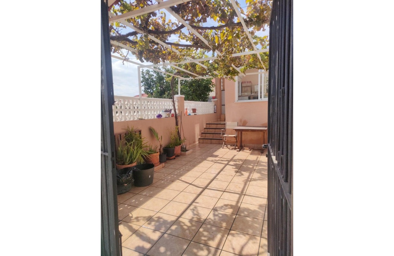 Resale - Bungalow - Torrevieja - Nueva Torrevieja