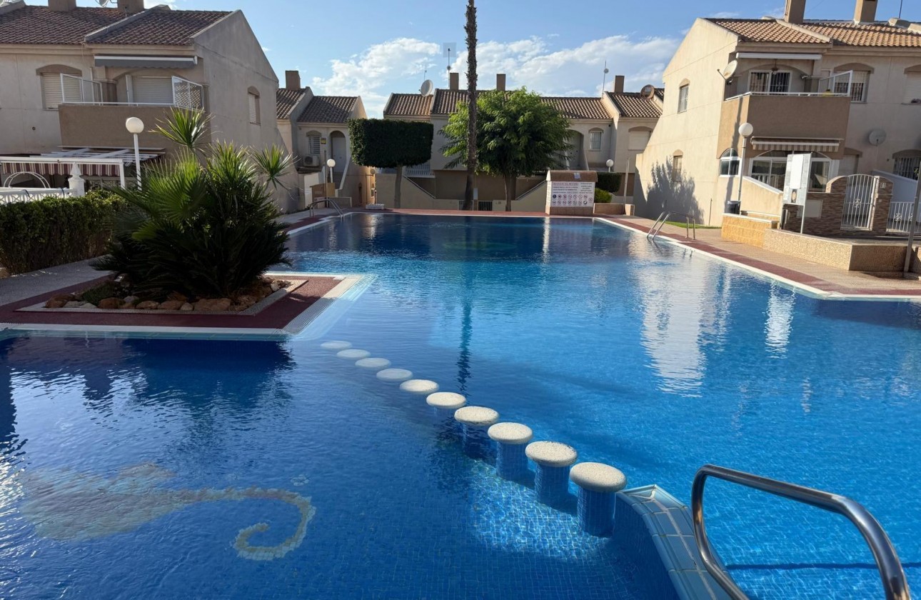 Resale - Bungalow - Torrevieja - Parque las naciones