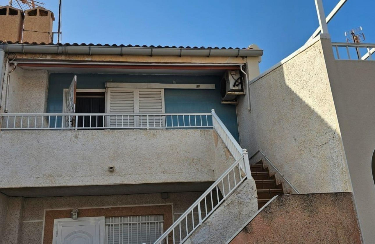 Resale - Bungalow - Torrevieja - Playa de los Naufragos