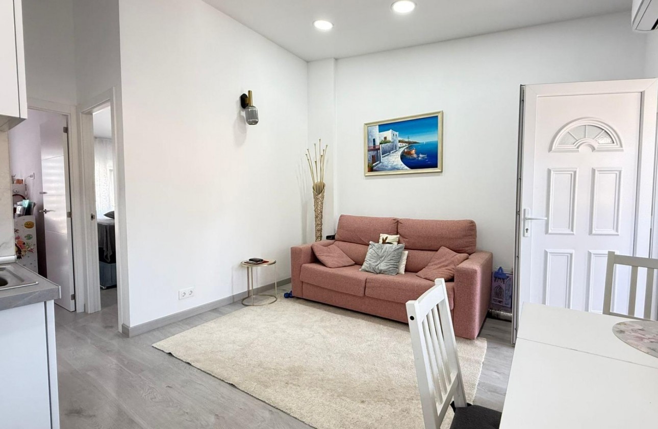 Resale - Bungalow - Torrevieja - Playa del cura