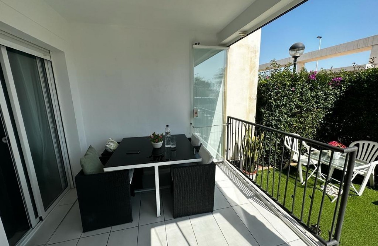 Resale - Bungalow - Torrevieja - Sector 25