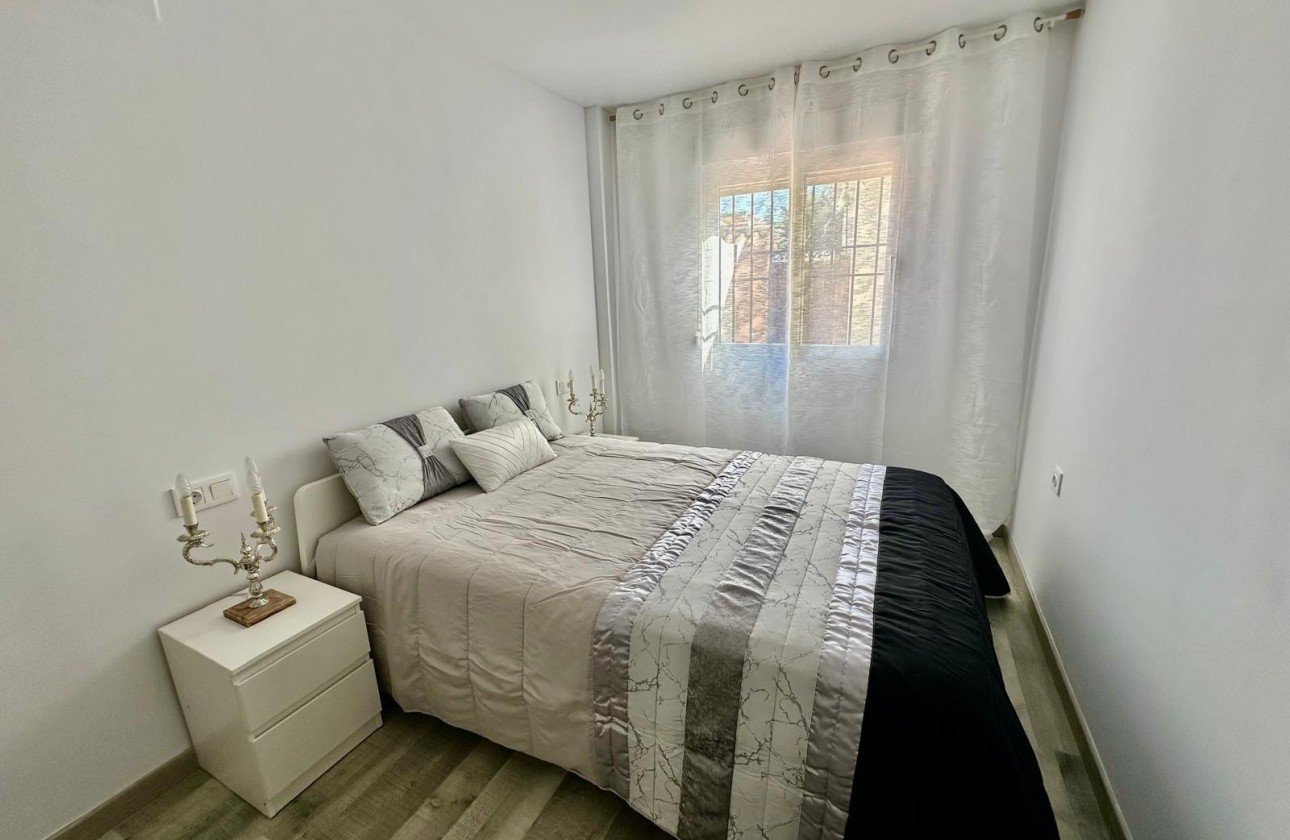 Resale - Bungalow - Torrevieja - Torreblanca