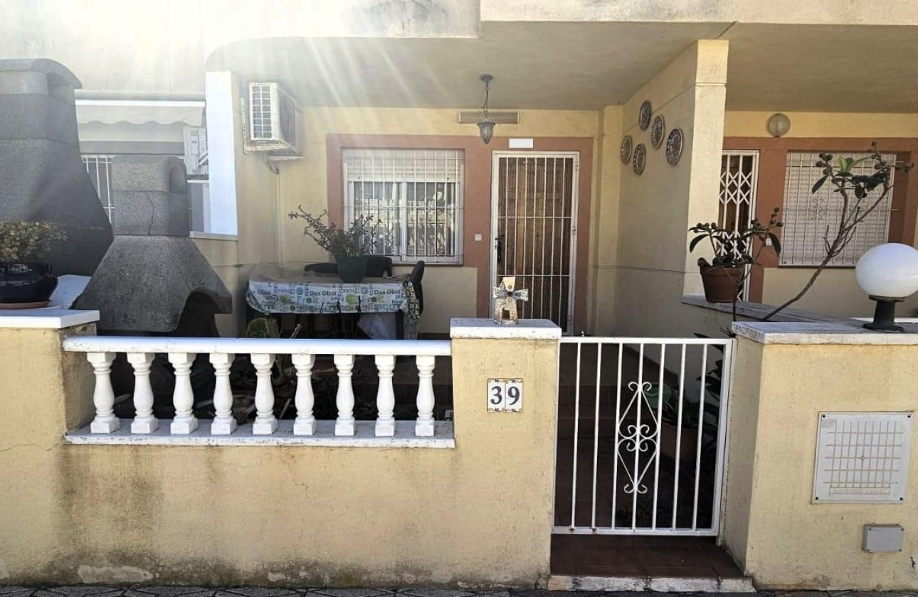 Resale - Bungalow - Torrevieja - Torreblanca