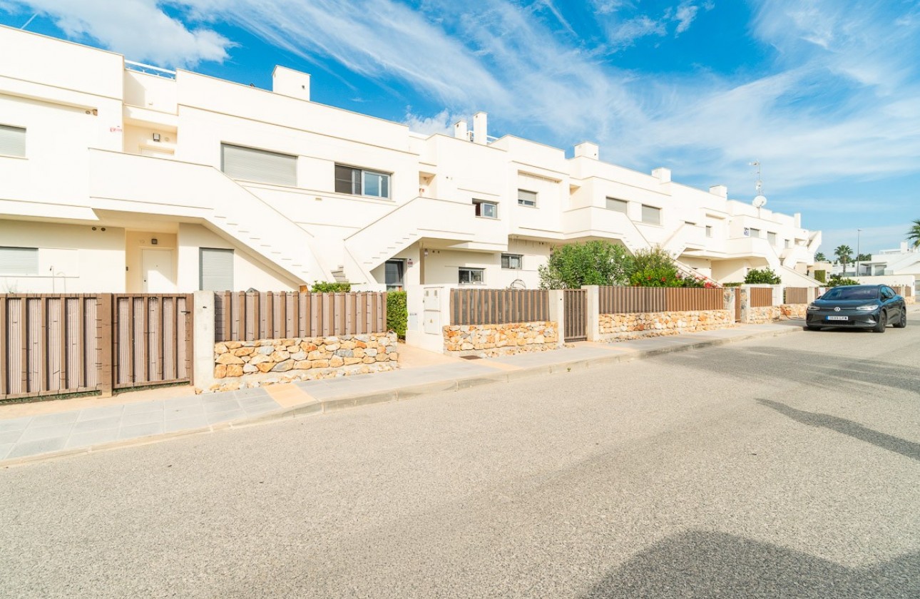 Resale - Bungalow - Vistabella Golf