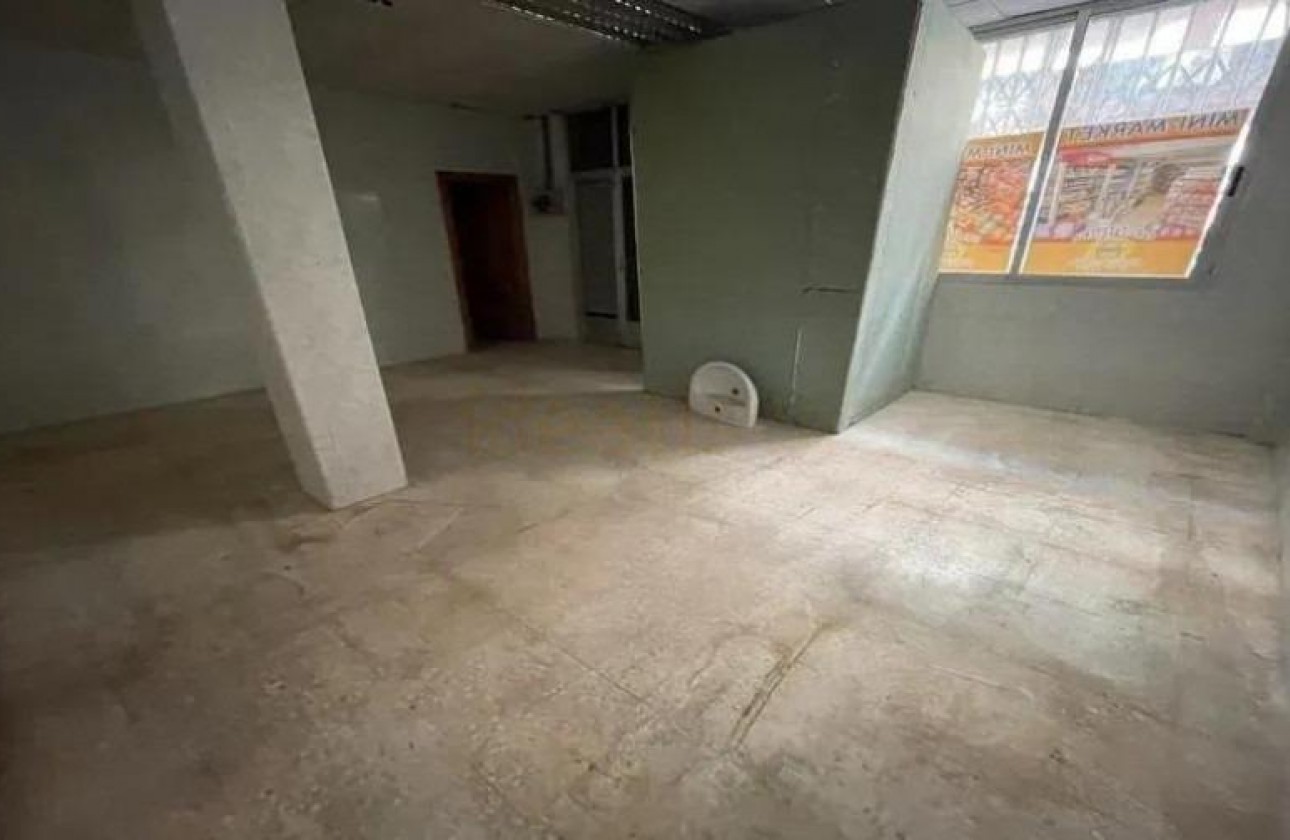 Resale - Commercial - Alicante - Altozano
