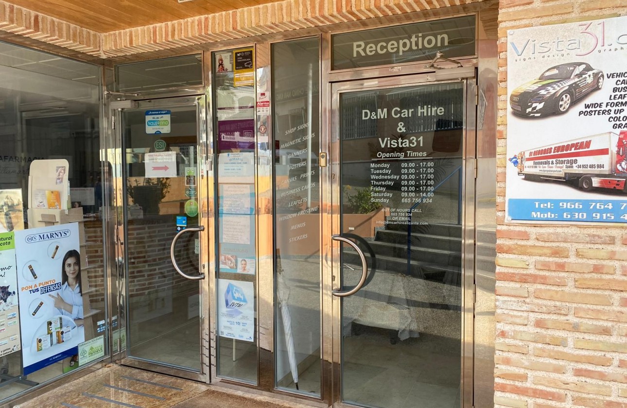 Resale - Commercial - Orihuela Costa - Villamartin*