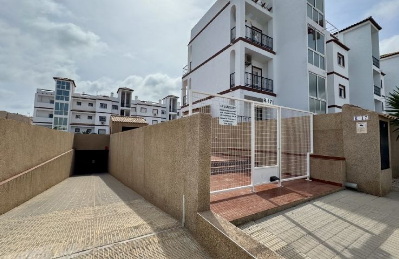 Resale - Commercial - Orihuela Costa