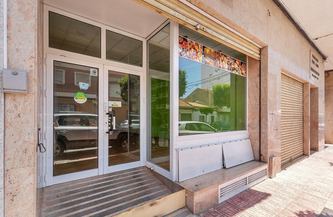 Resale - Commercial - Torrevieja - Centro