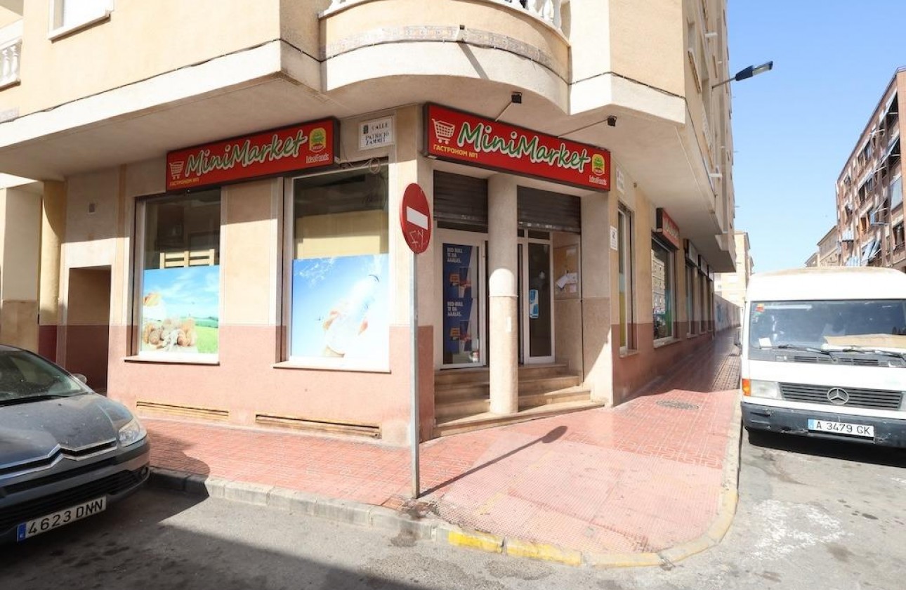 Resale - Commercial - Torrevieja - Estacion de autobuses