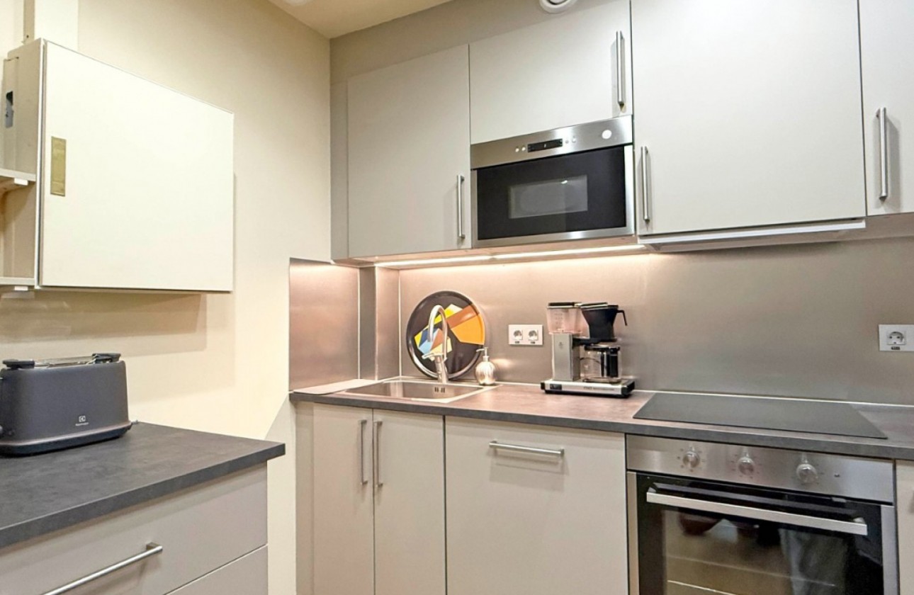 Resale - Commercial - Torrevieja