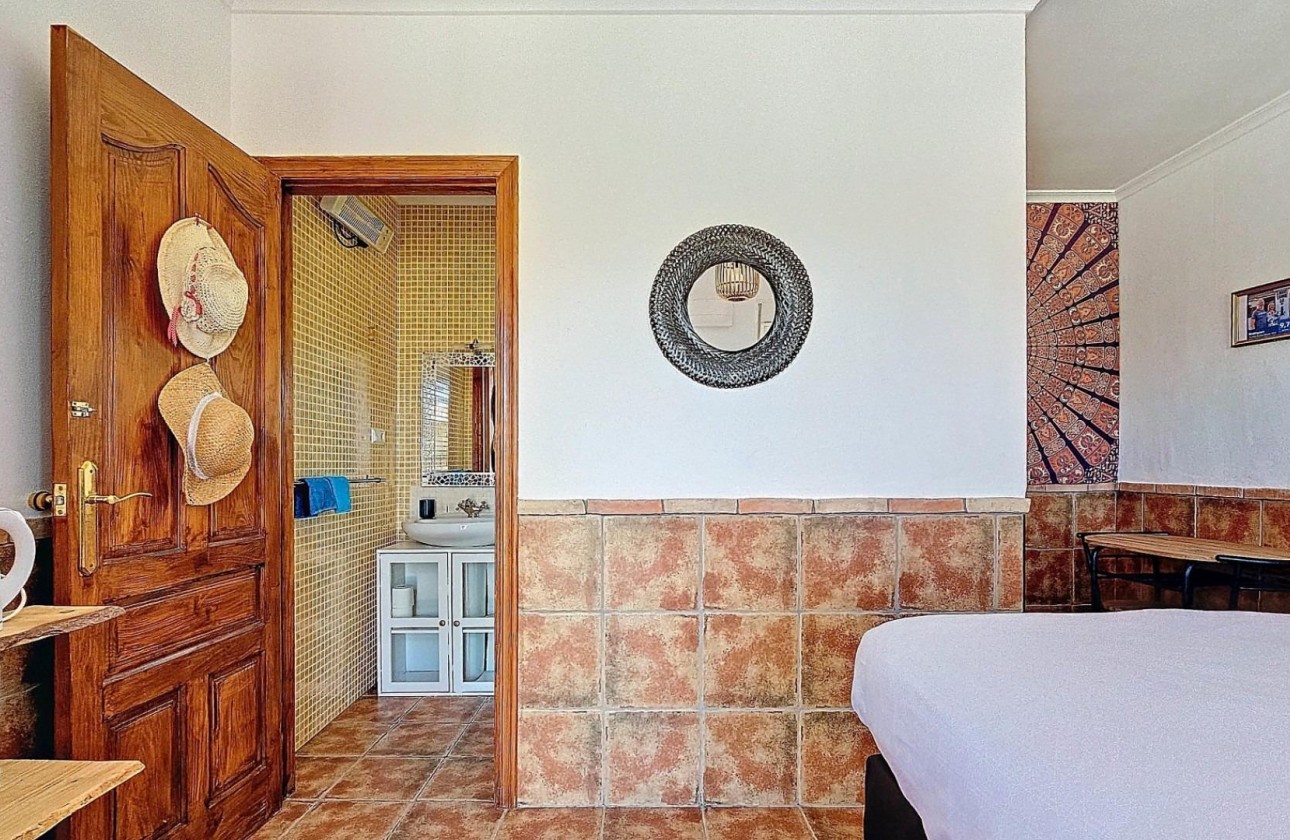 Resale - country house - Crevillent - Comunidad valenciana