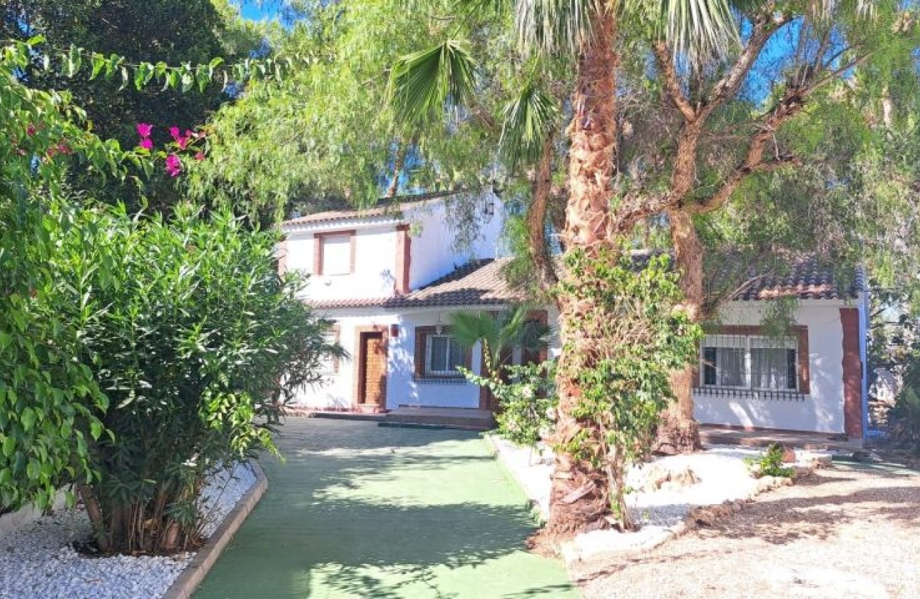 Resale - country house - Orihuela Costa - Orihuela