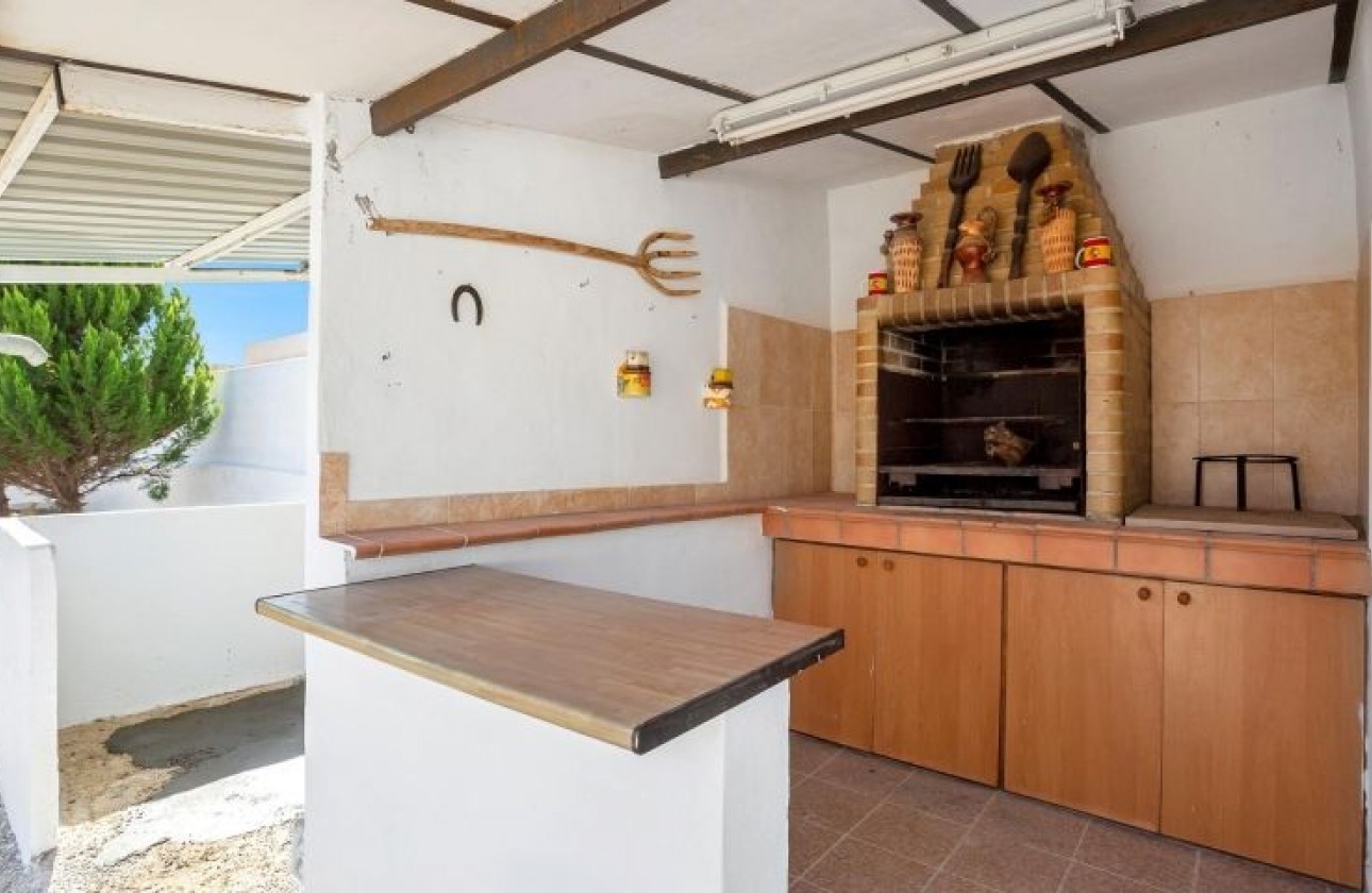 Resale - Detached Villa - Albatera