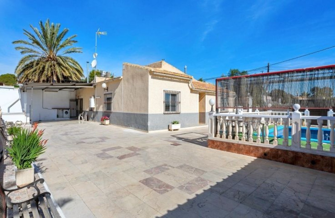 Resale - Detached Villa - Albatera