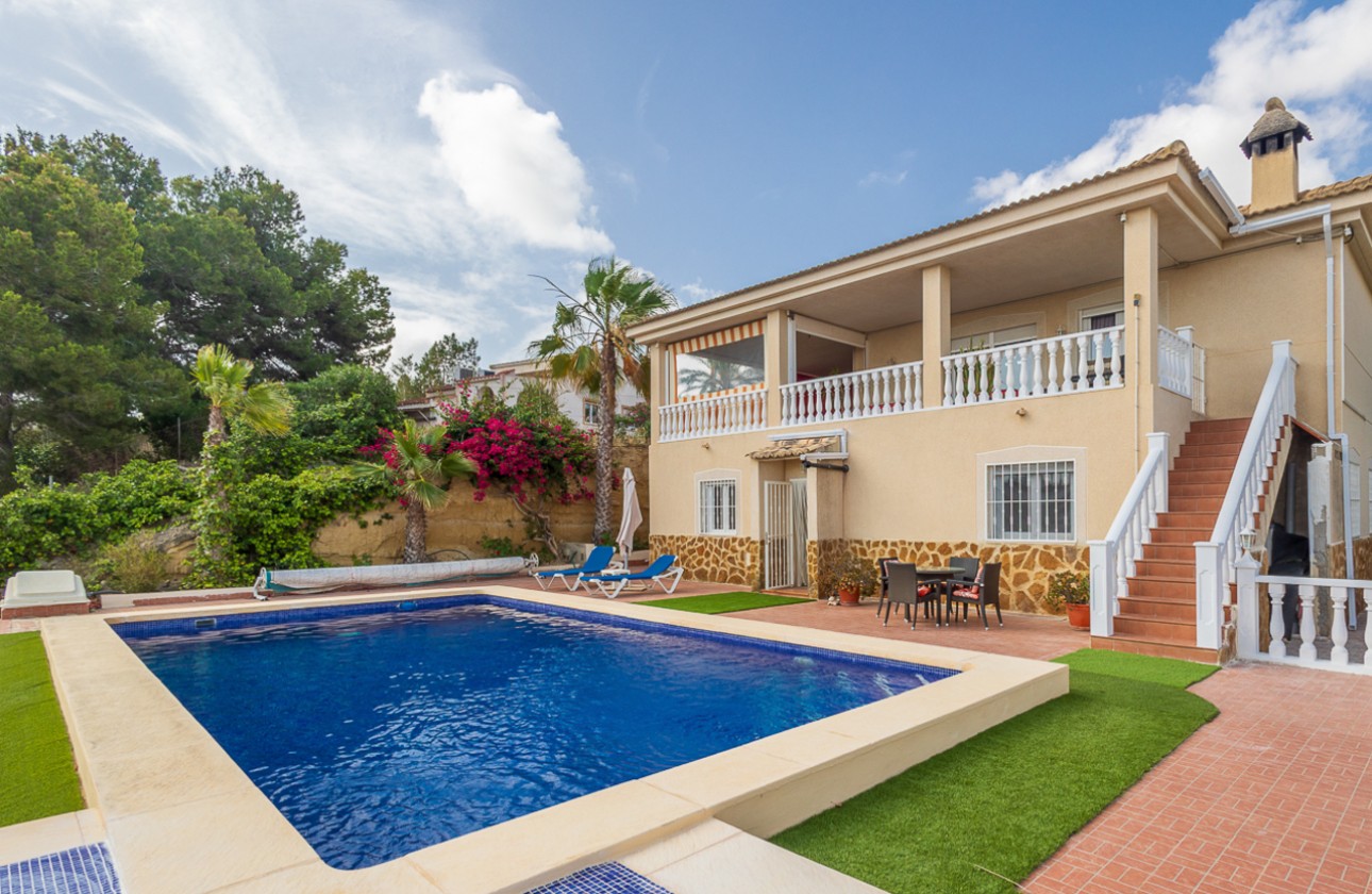 Resale - Detached Villa - Algorfa