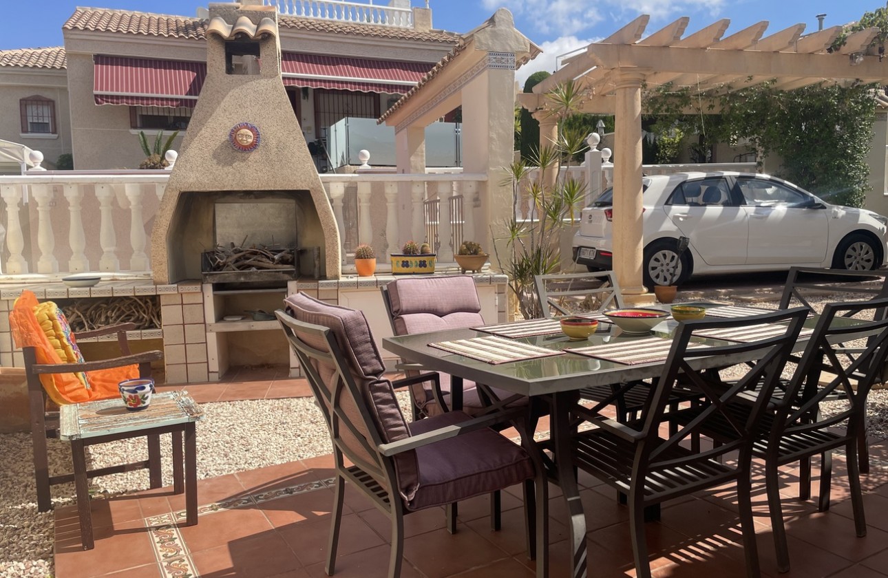 Resale - Detached Villa - Algorfa