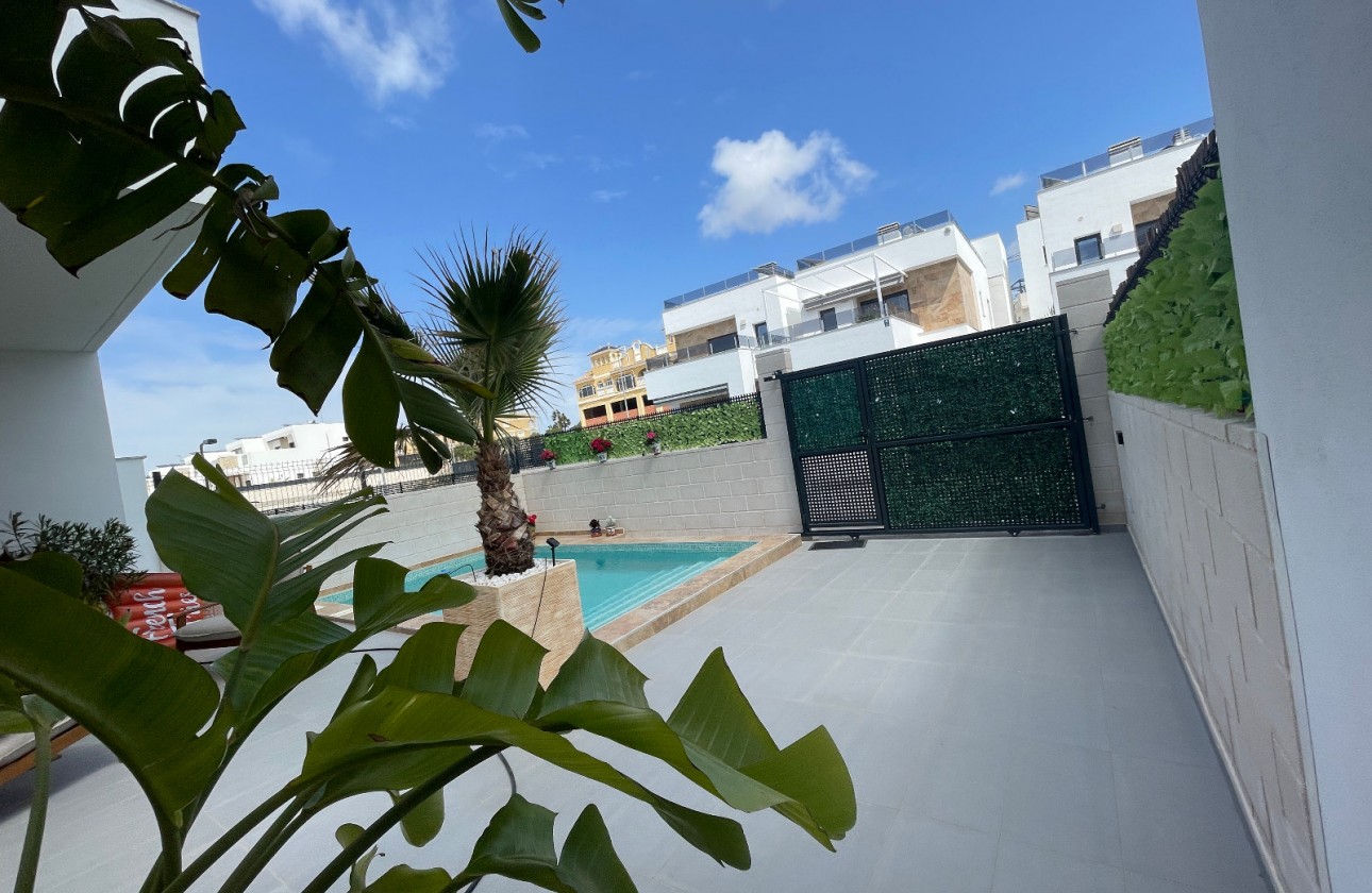 Resale - Detached Villa - Benijofar - Costa Blanca