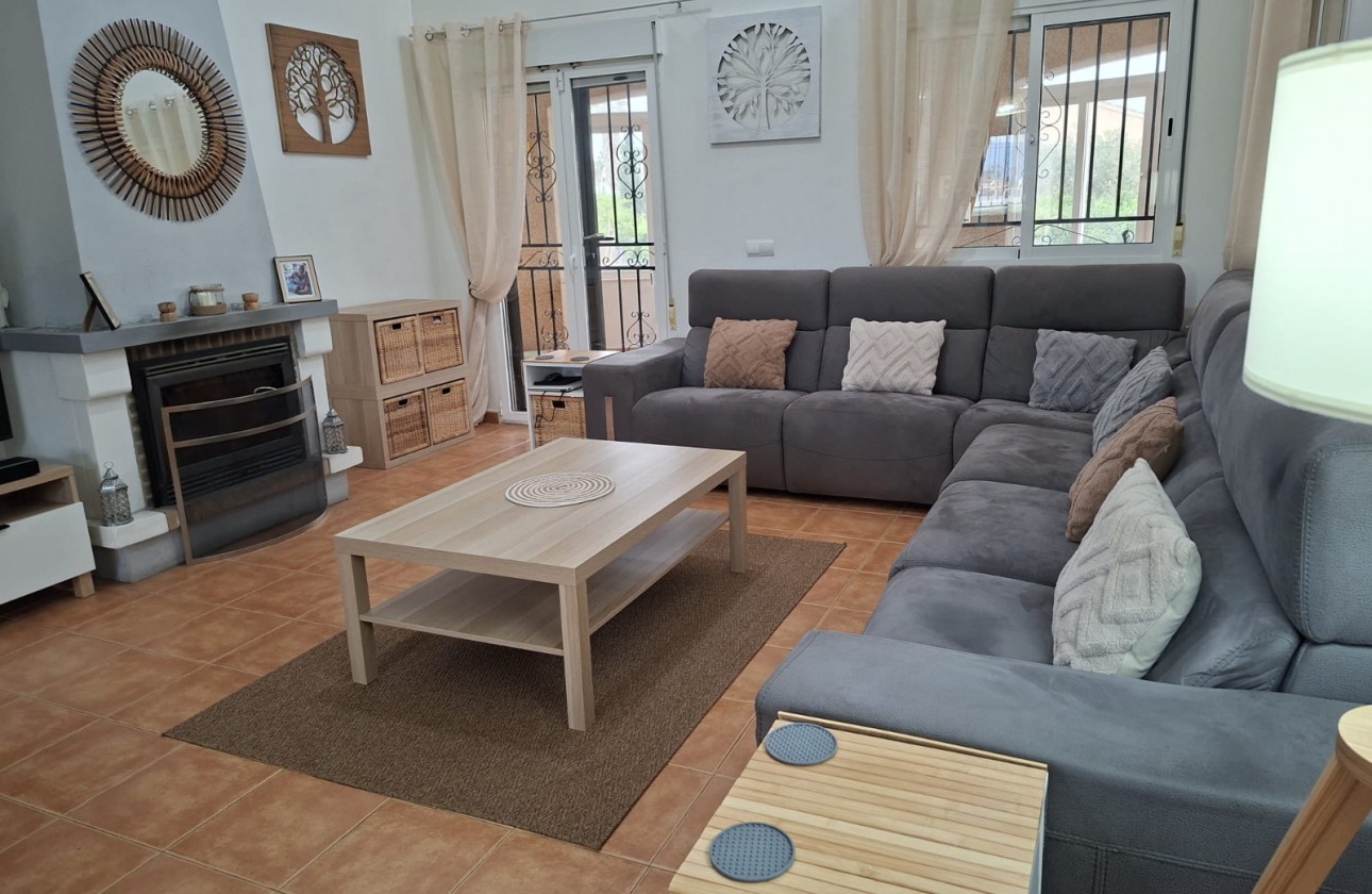 Resale - Detached Villa - Catral