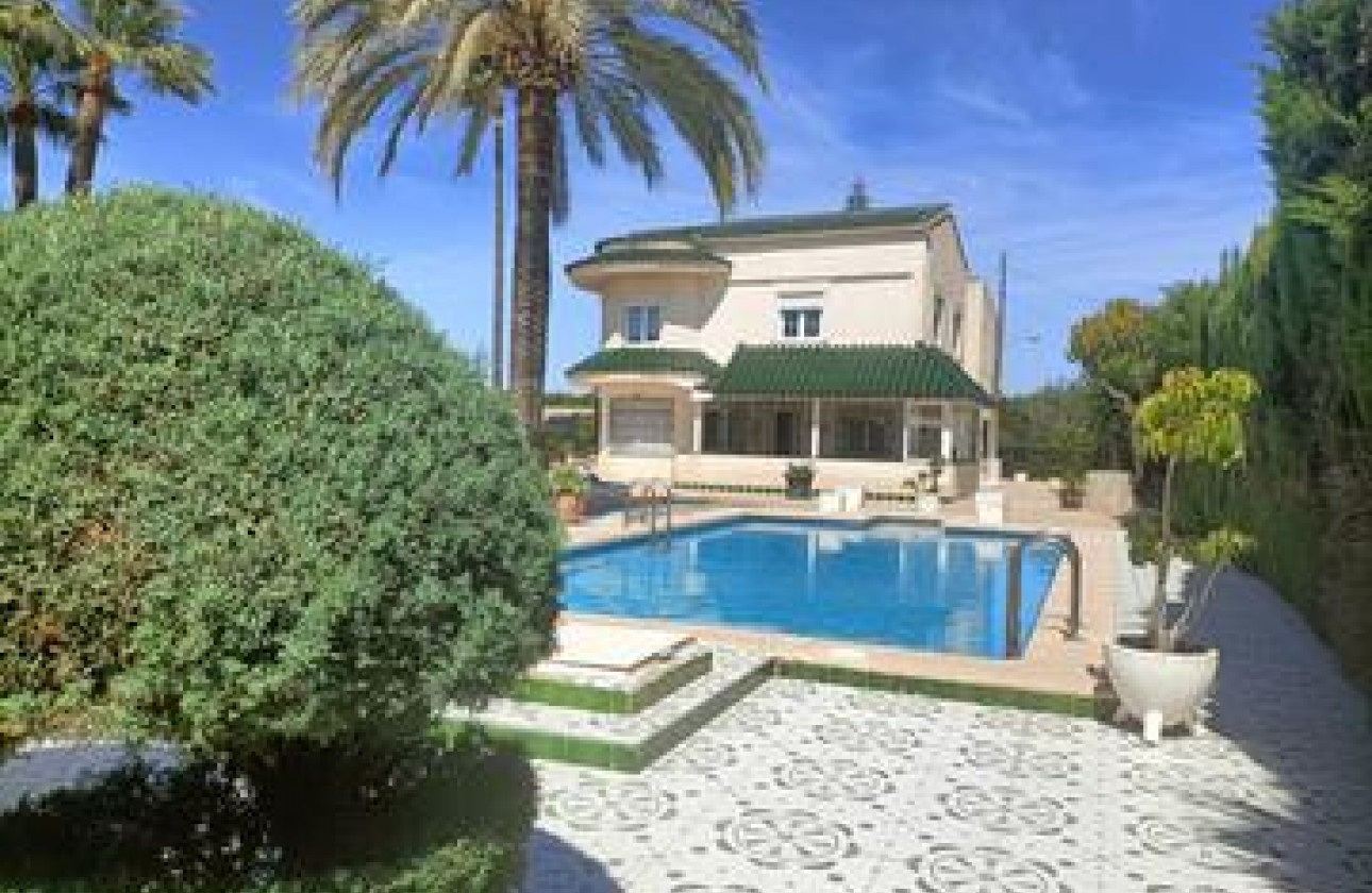 Resale - Detached Villa - Elche