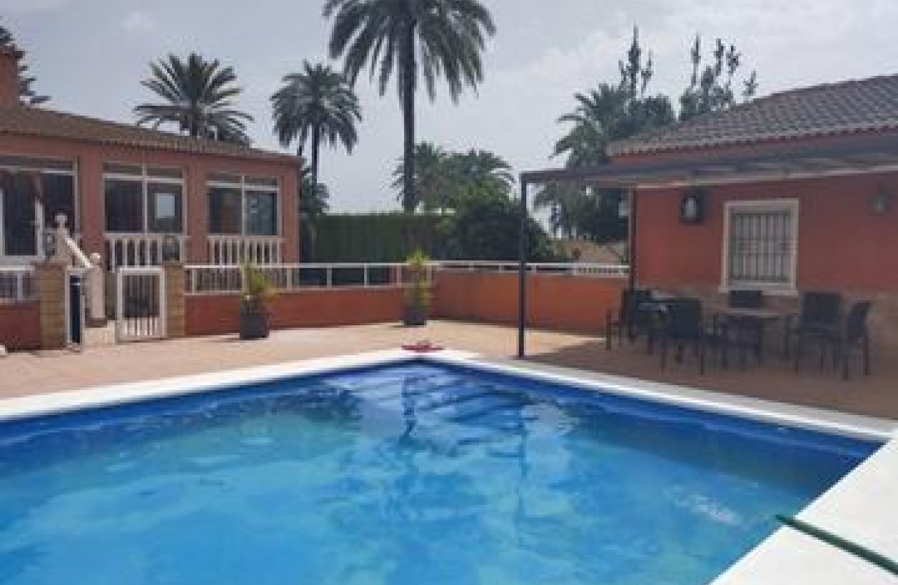 Resale - Detached Villa - Elche