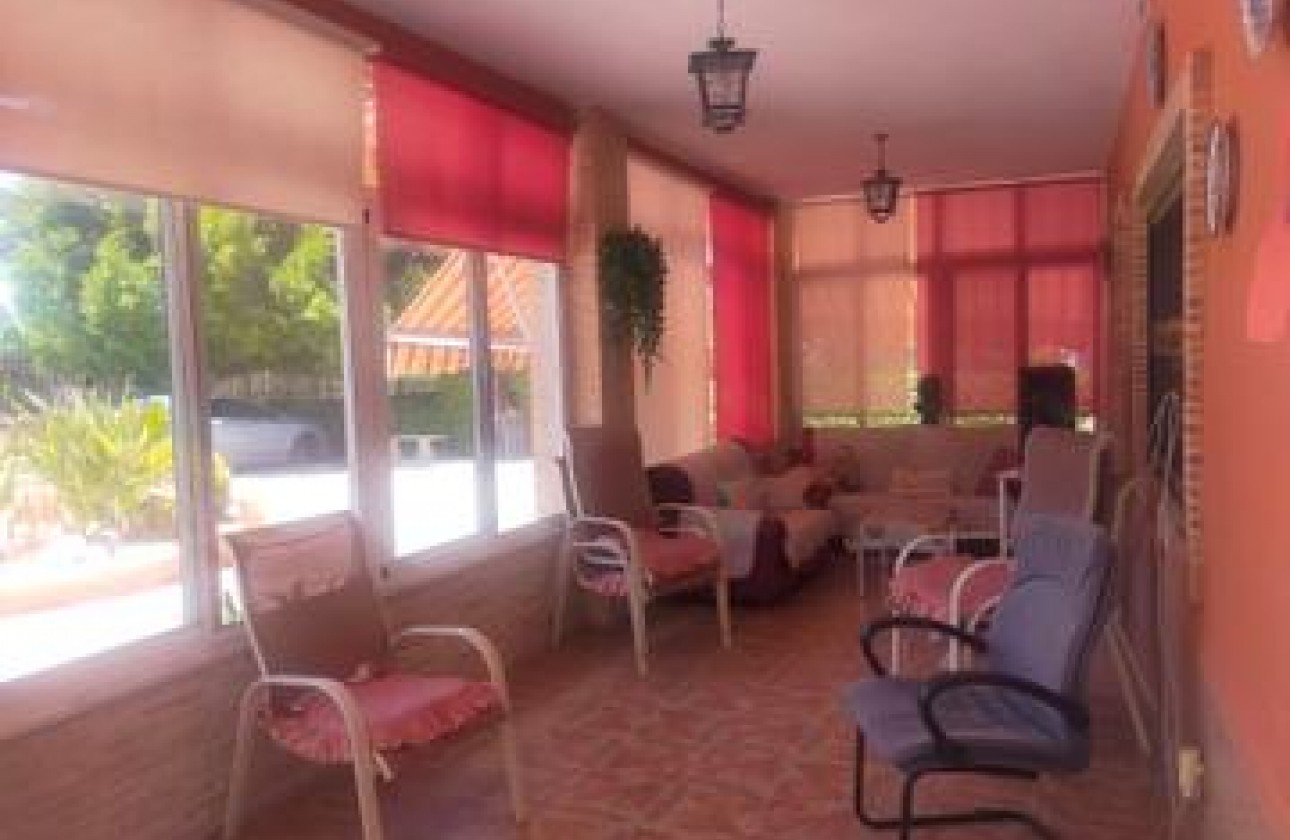 Resale - Detached Villa - Elche