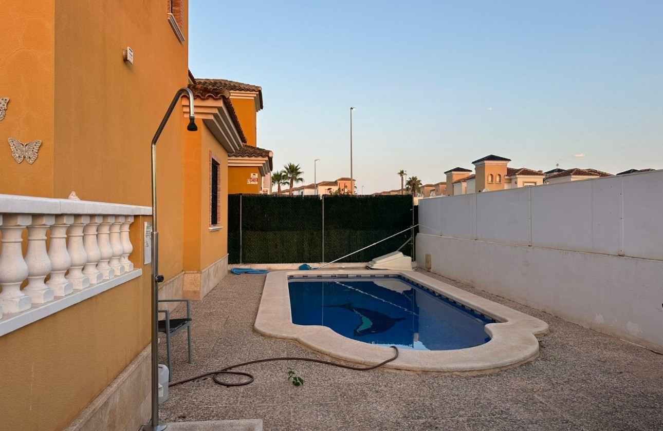 Resale - Detached Villa - Guardamar del Segura - El Raso