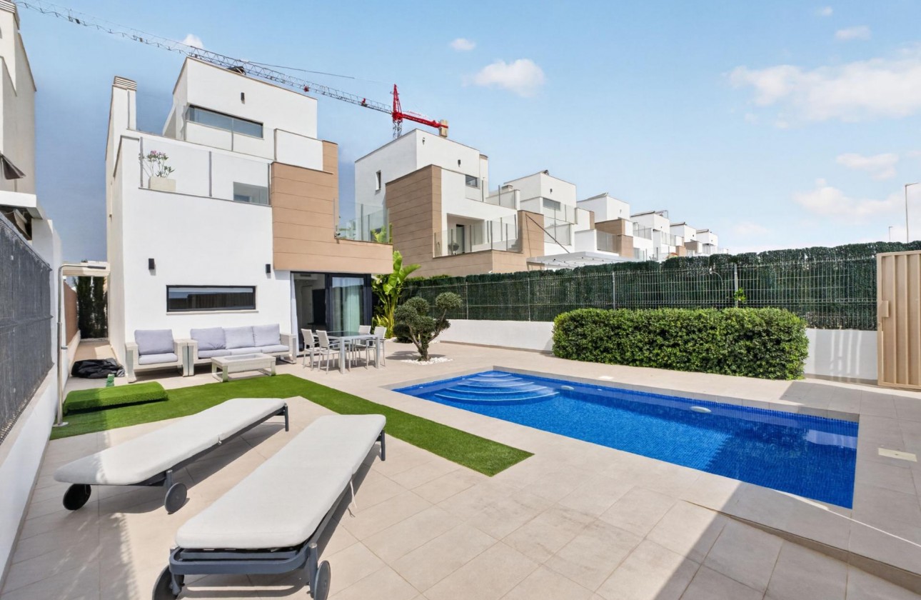 Resale - Detached Villa - Guardamar del Segura - EL RASO