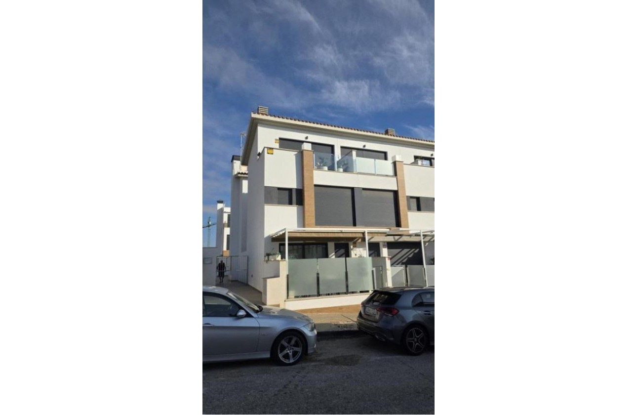 Resale - Detached Villa - Guardamar del Segura - Los secanos