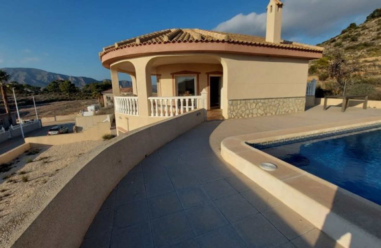 Resale - Detached Villa - Hondón de las Nieves