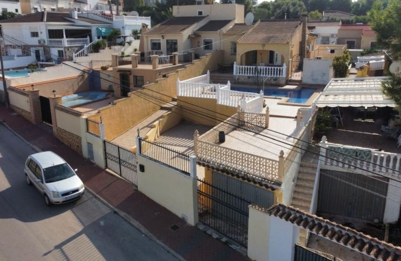 Resale - Detached Villa - Los Balcones