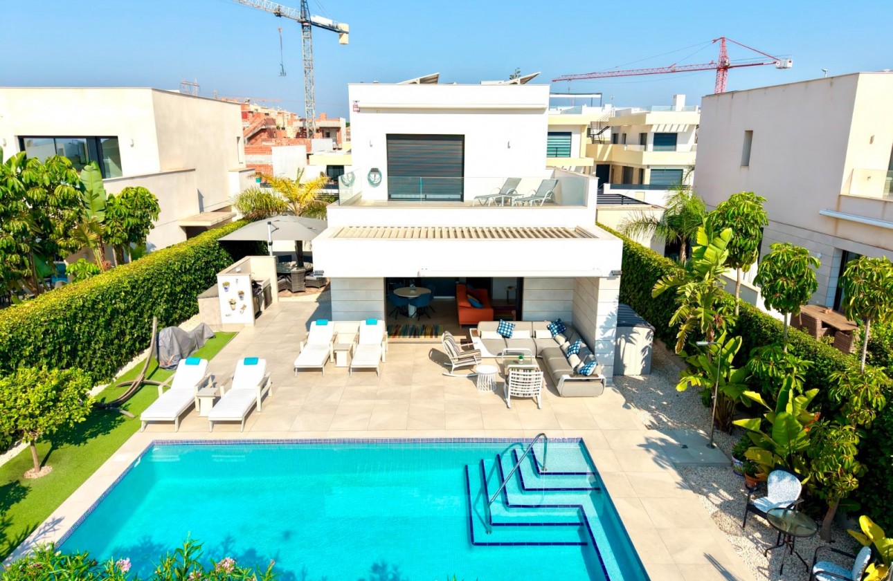 Resale - Detached Villa - Los Montesinos - Los Montesinos - Urb. La Herrada