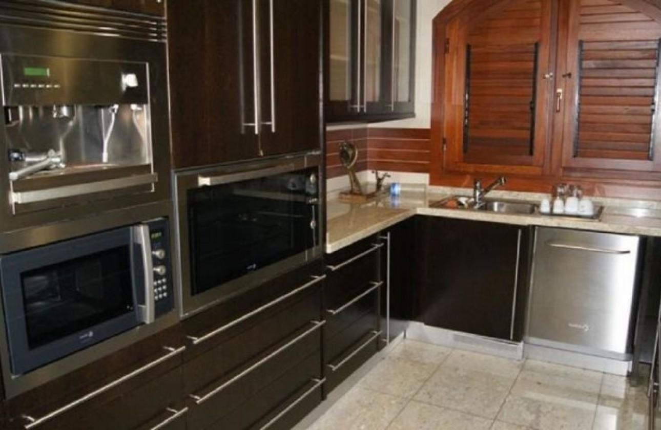 Resale - Detached Villa - Orihuela Costa - Campoamor Golf