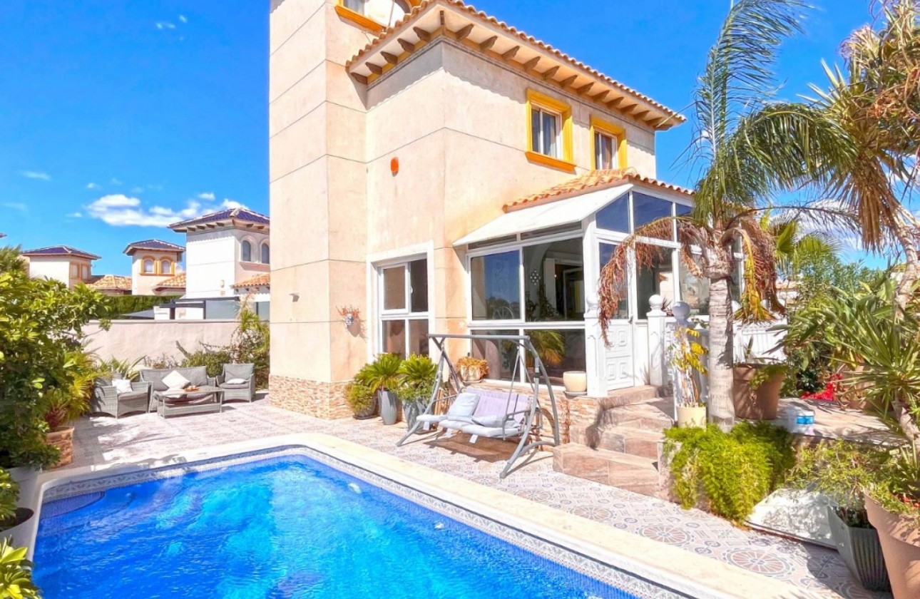 Resale - Detached Villa - Orihuela Costa - Costa Blanca