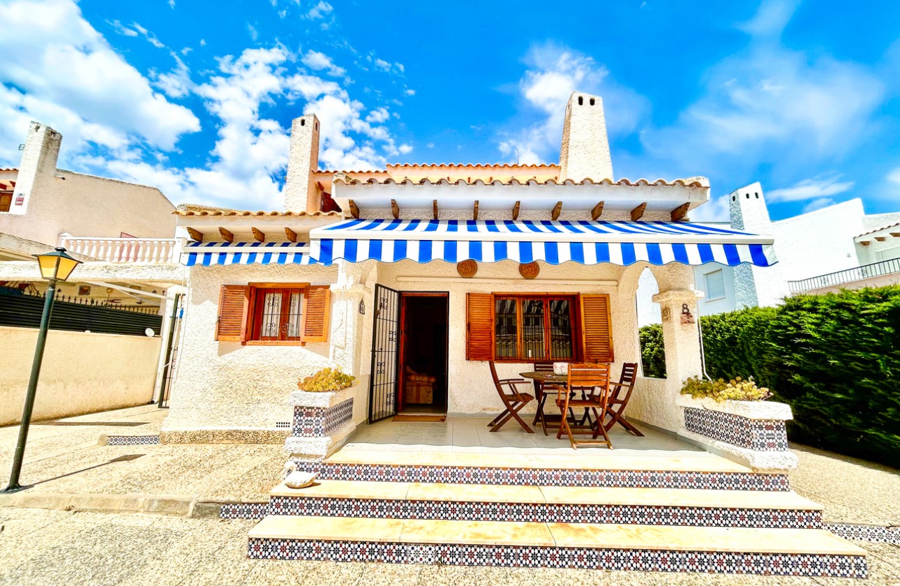 Resale - Detached Villa - Orihuela Costa - Costa Blanca