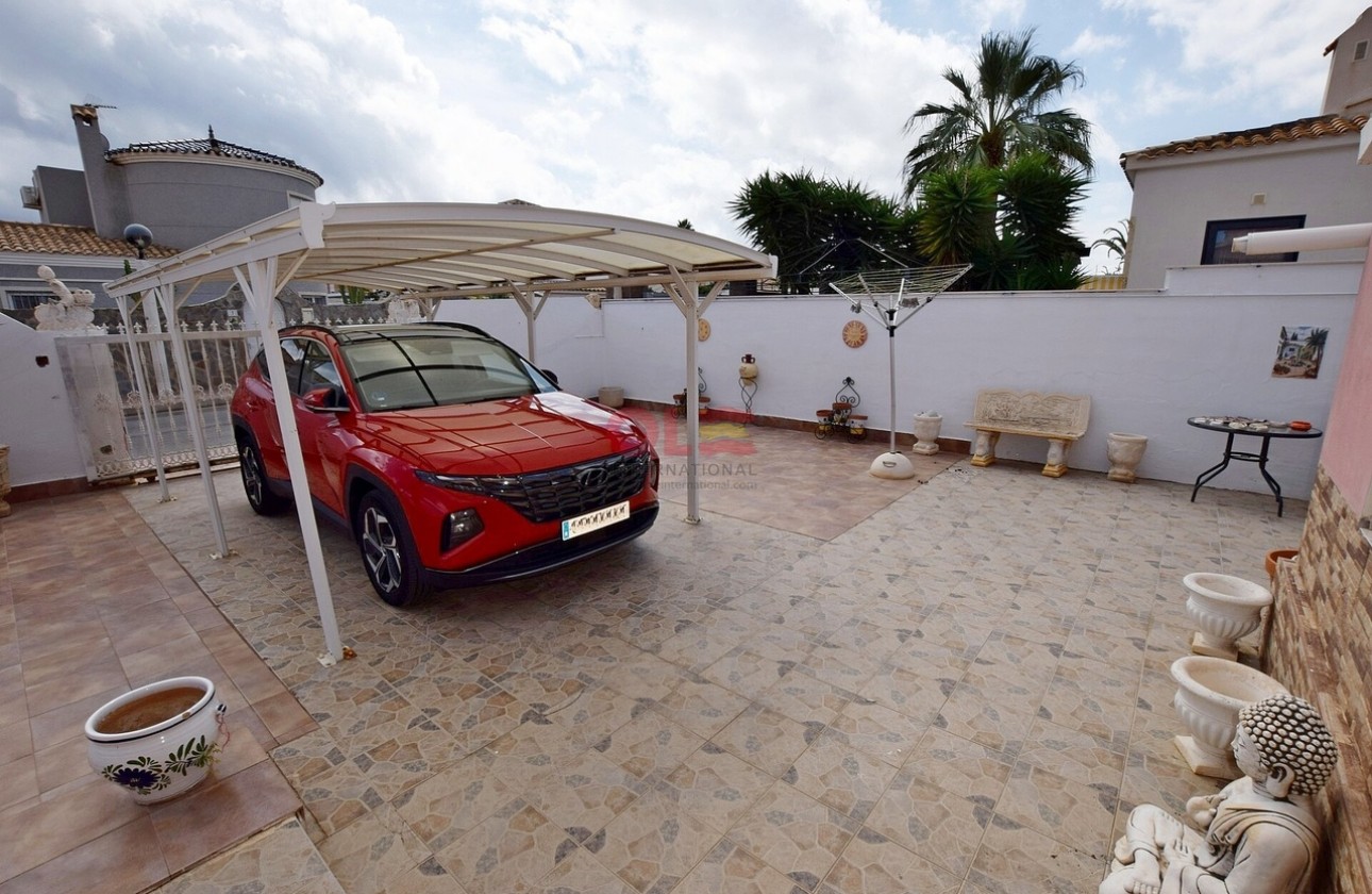 Resale - Detached Villa - Orihuela Costa - Costa Blanca