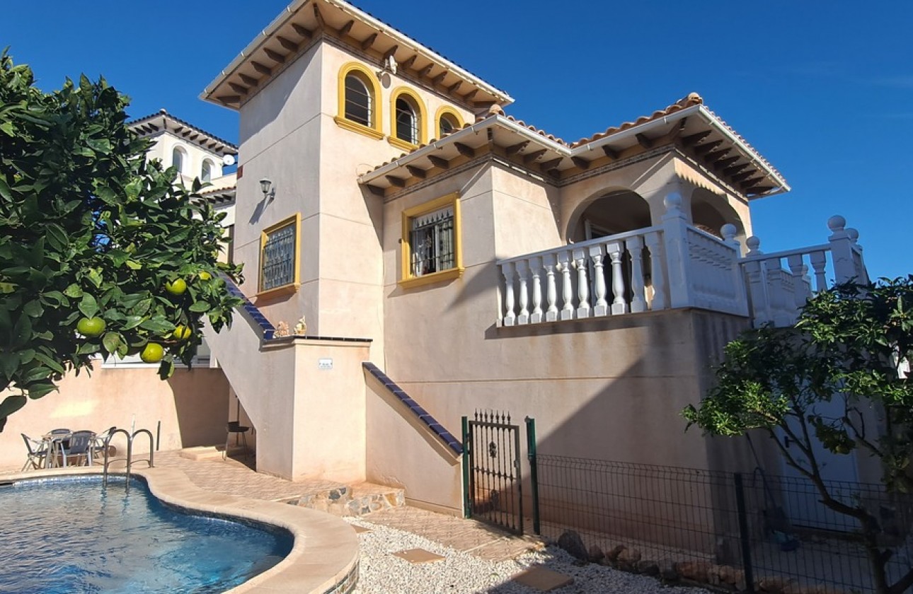 Resale - Detached Villa - Orihuela Costa - Costa Blanca