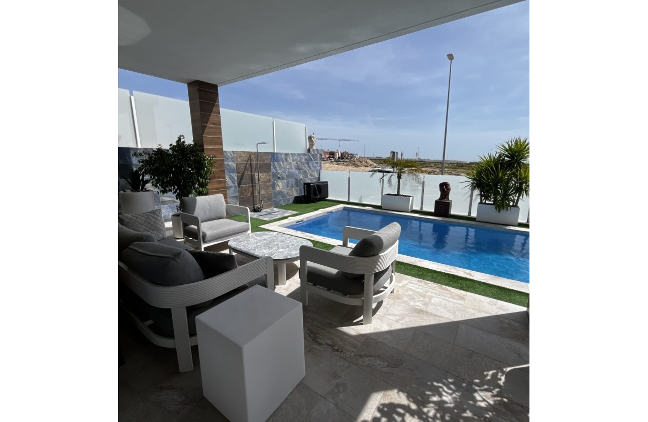 Resale - Detached Villa - Orihuela Costa - Entre Naranjos Vistabella Golf